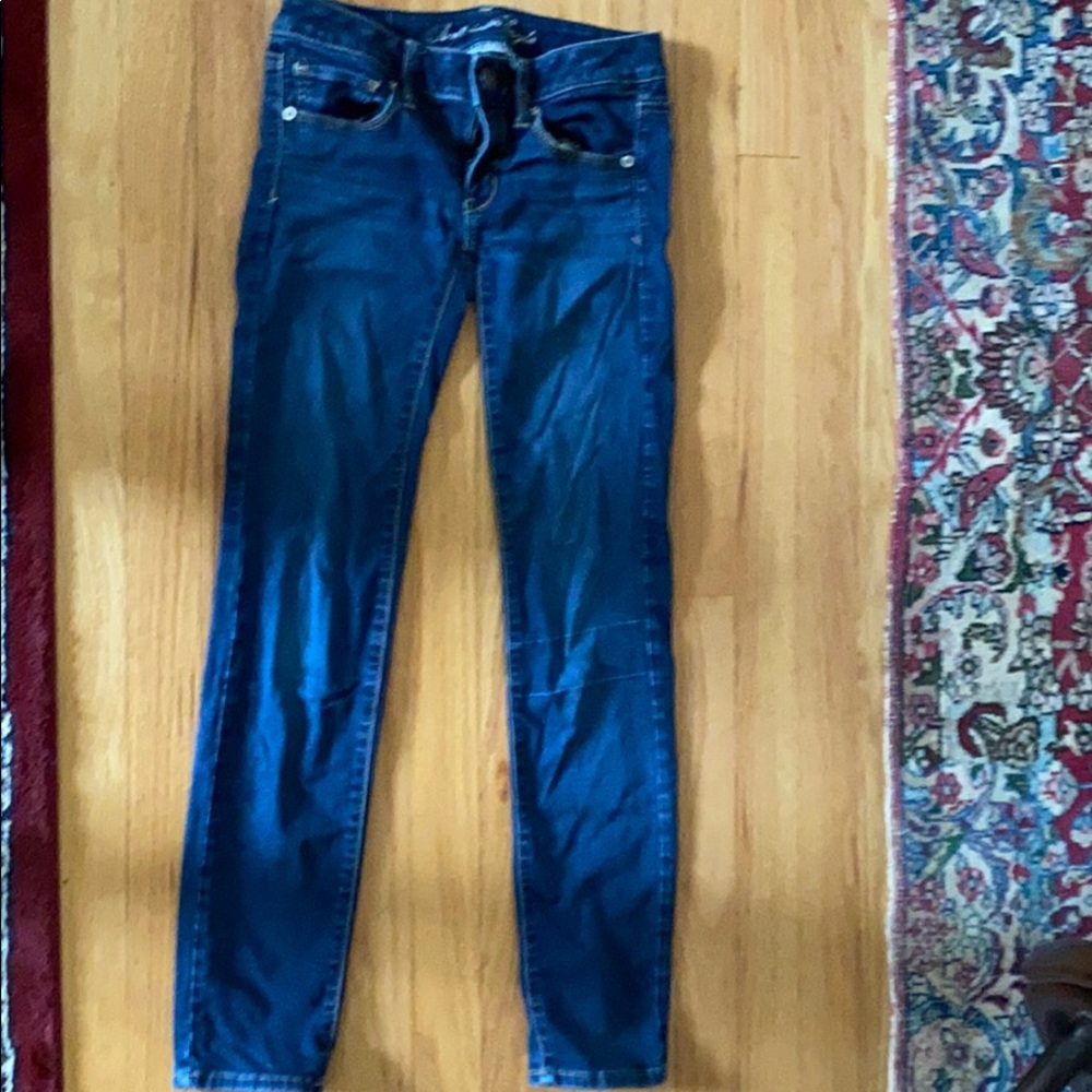 American Eagle Size 2 Skinny Jeans